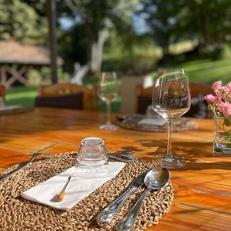 Bed and Breakfast Domaine La Rose Caylus Esterno foto