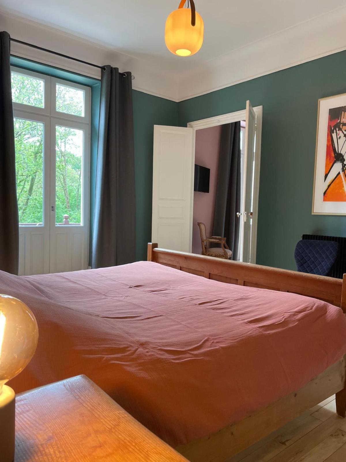 Bed and Breakfast Domaine La Rose Caylus Esterno foto